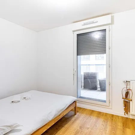 Apartament Guestready - Chic Avec Balcon Saint-Denis (Seine-Saint-Denis)