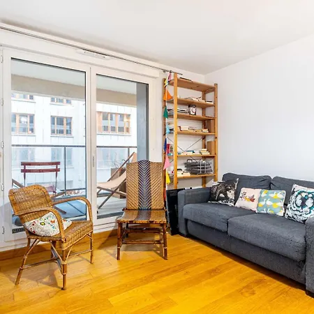 Guestready - Chic Avec Balcon * Saint-Denis (Seine-Saint-Denis)