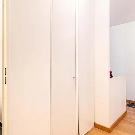 Guestready - Chic Avec Balcon Saint-Denis (Seine-Saint-Denis)